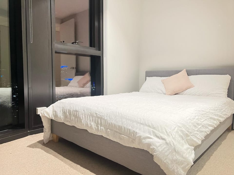 #5 start Luxury-CBD Apartment in Melbourne