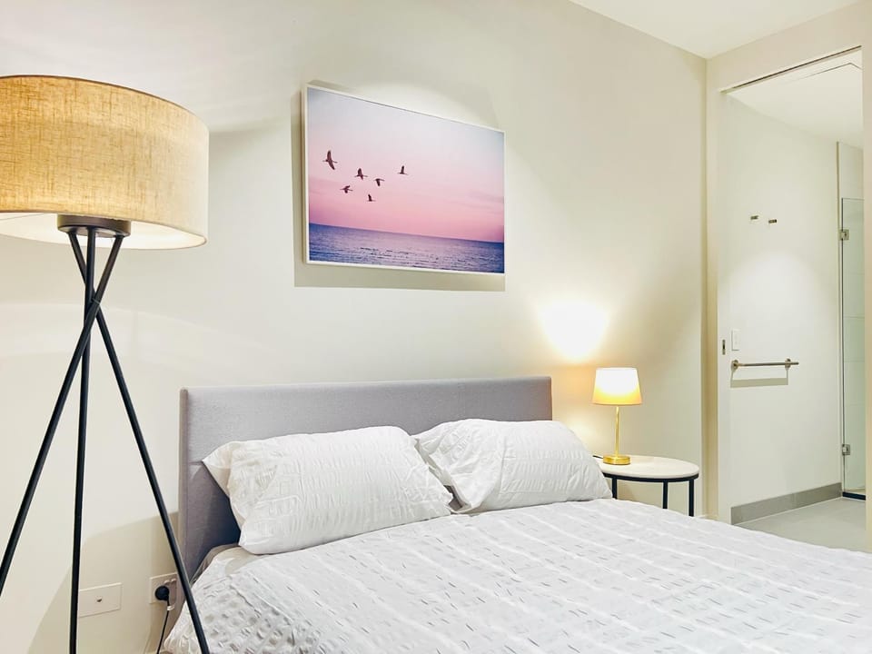 #5 start Luxury-CBD Apartment in Melbourne
