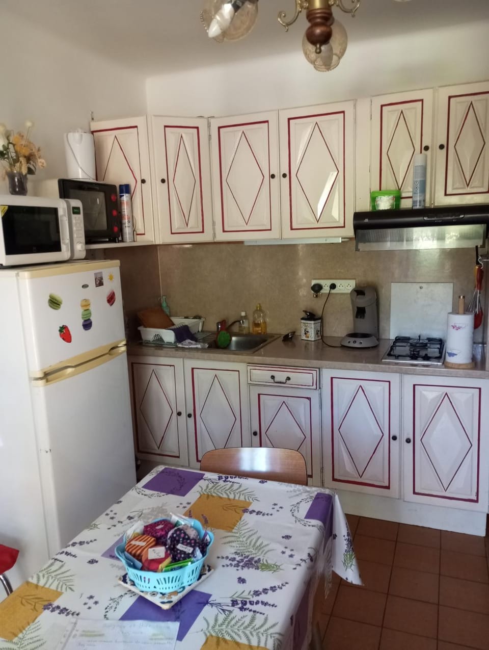 Coffee/tea facilities, Kitchen or kitchenette, oven, pet friendly, stove, toaster