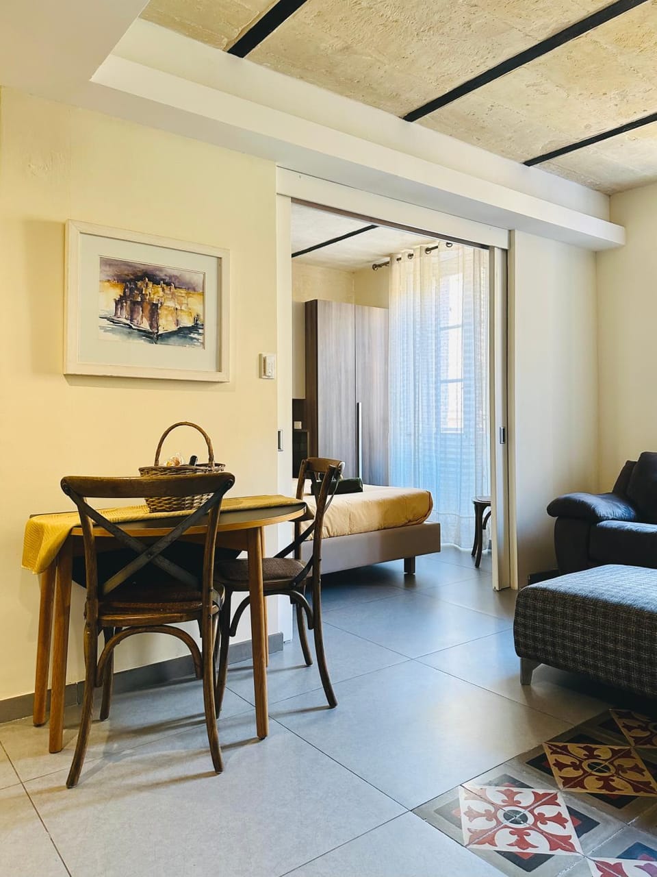 Living room, Dining area