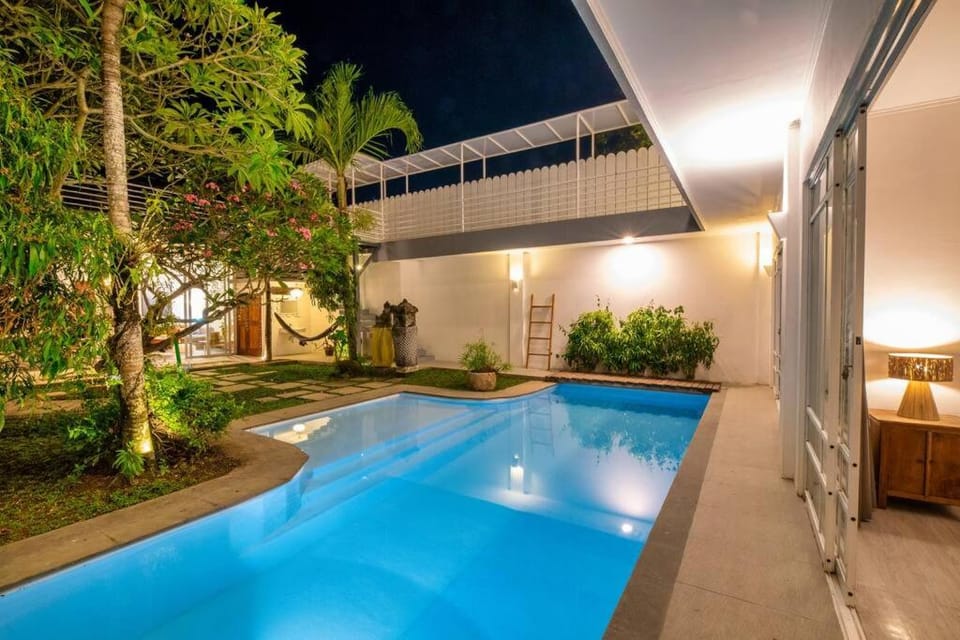 Night, Garden, Garden view, Pool view, Swimming pool, Swimming pool