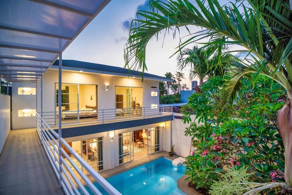 View (from property/room), Balcony/Terrace, Pool view, Swimming pool, Swimming pool