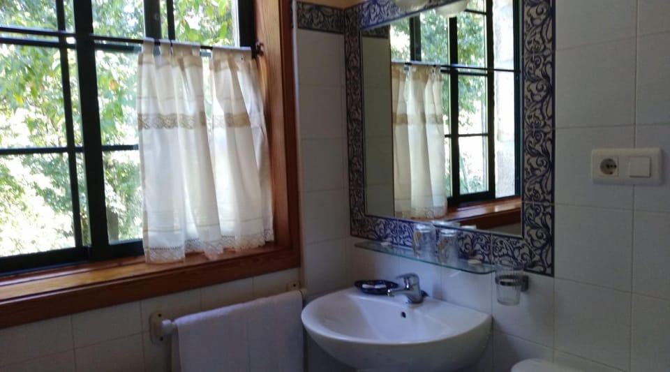 A Bouza Country House in O Morrazo