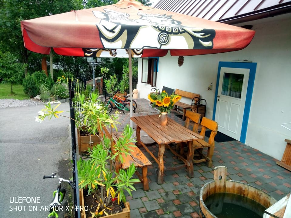 Off site, Balcony/Terrace