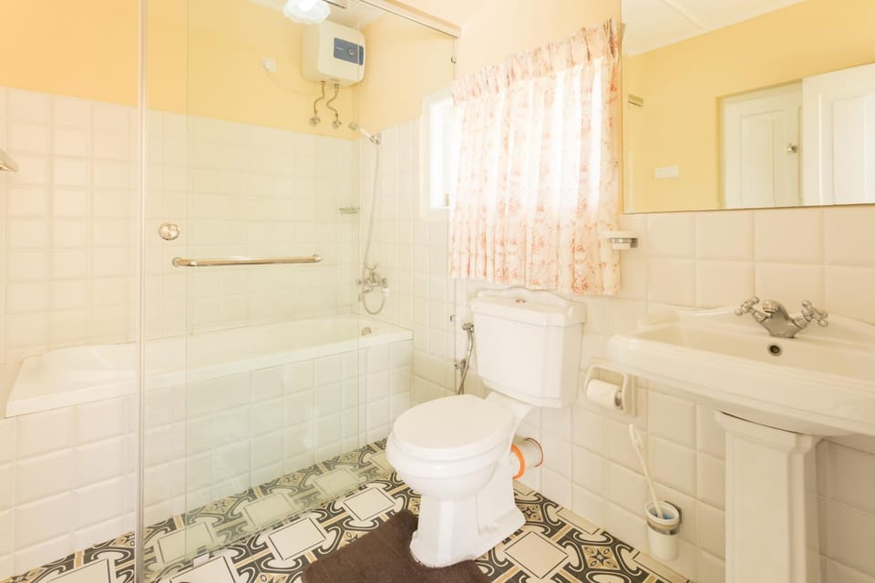 Bathroom, Bath