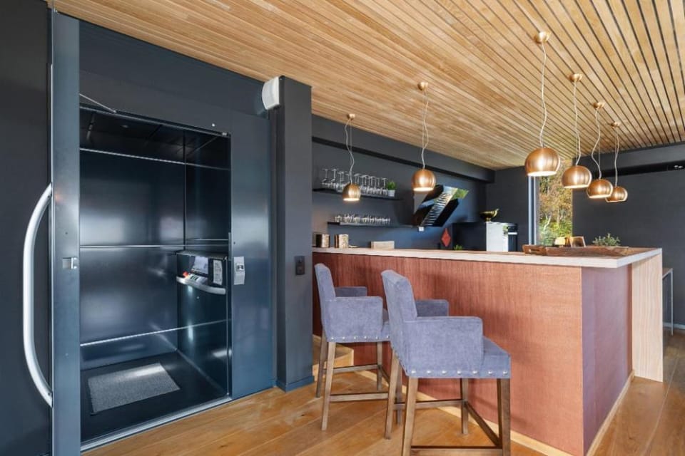 kitchen, elevator