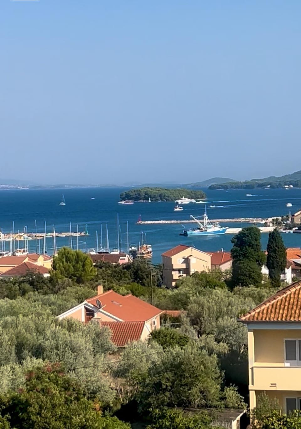 City view, Garden view, Sea view