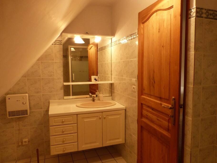 Studio dans une chaumière de caractère Apartment in Brittany
