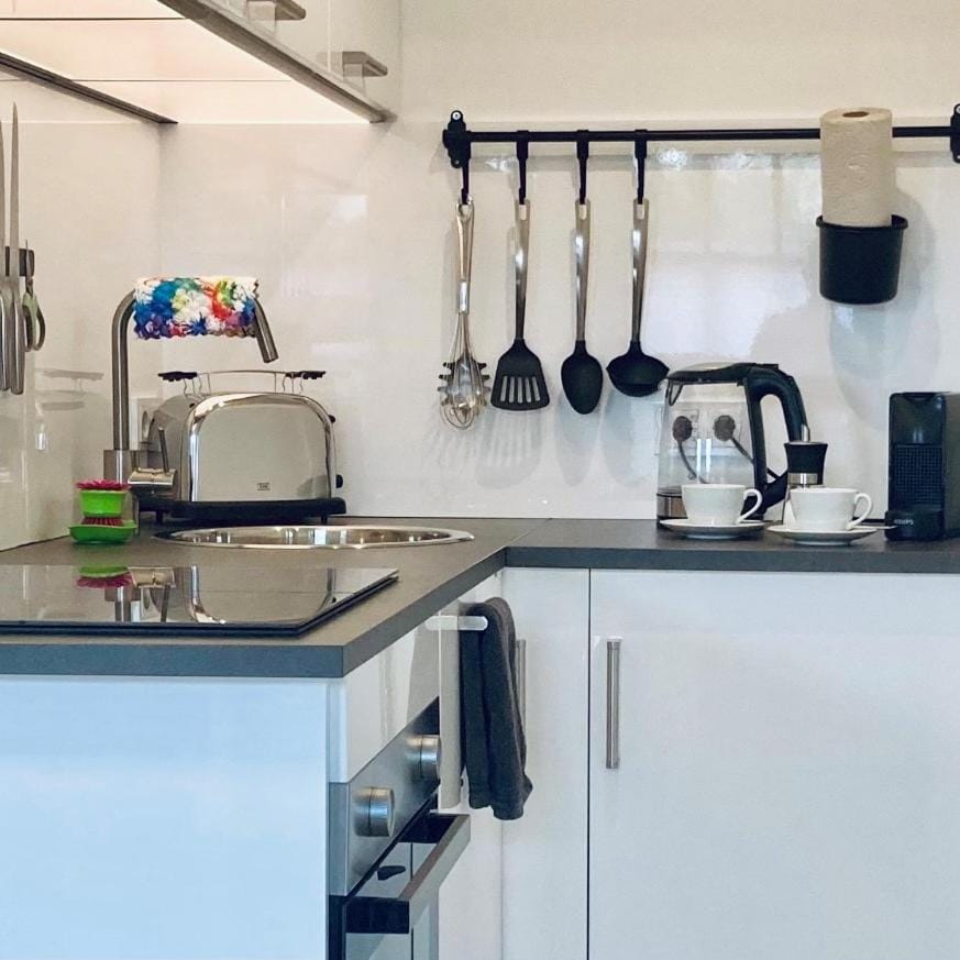 Coffee/tea facilities, Kitchen or kitchenette, dishwasher, pet friendly, stove, toaster
