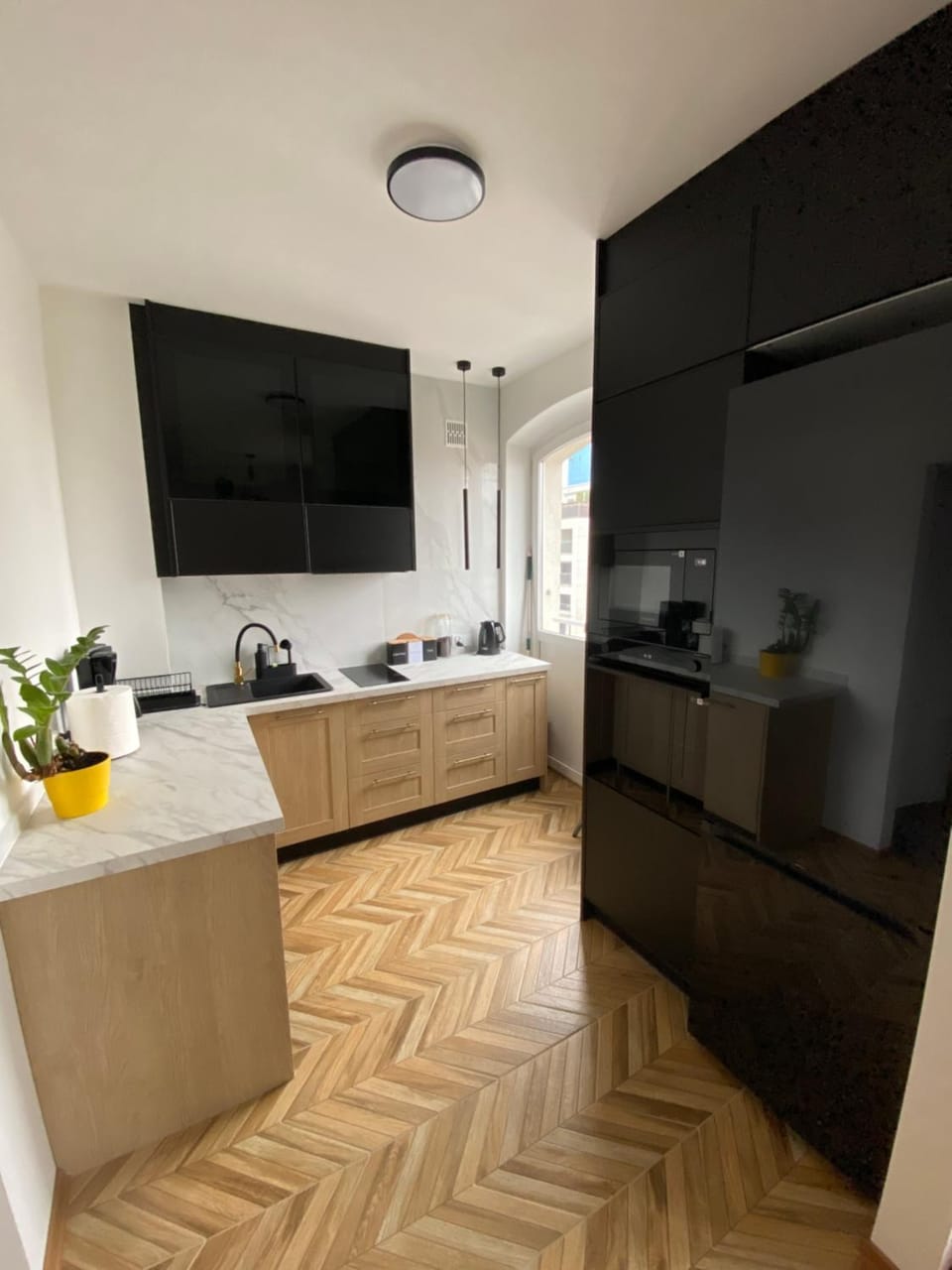 Breakfast, dishwasher, kitchen