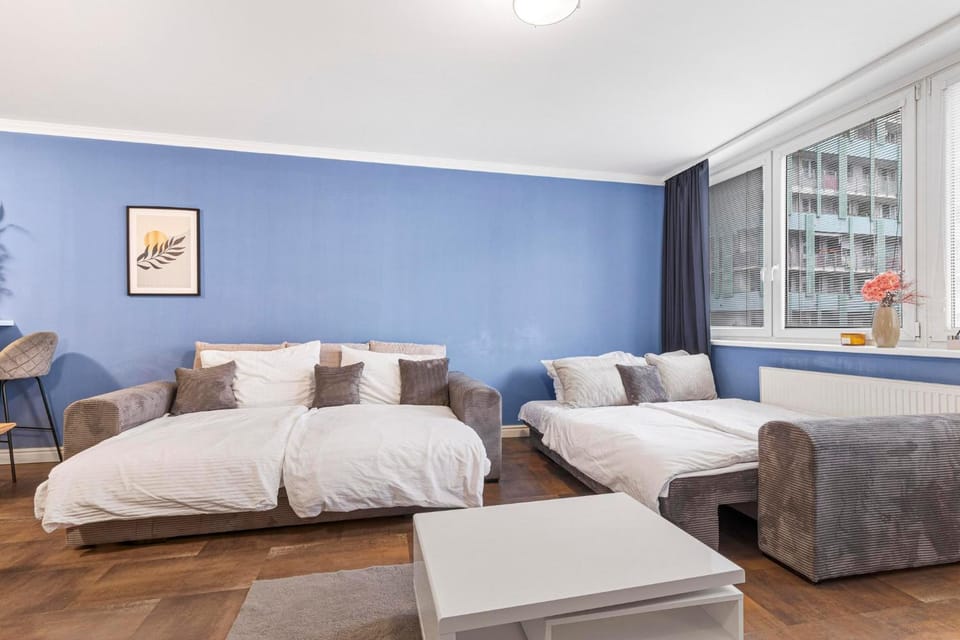 Living room, Bedroom
