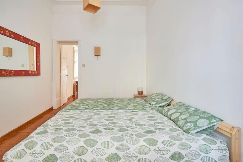 Downtown Garden House Apartment in Lisbon