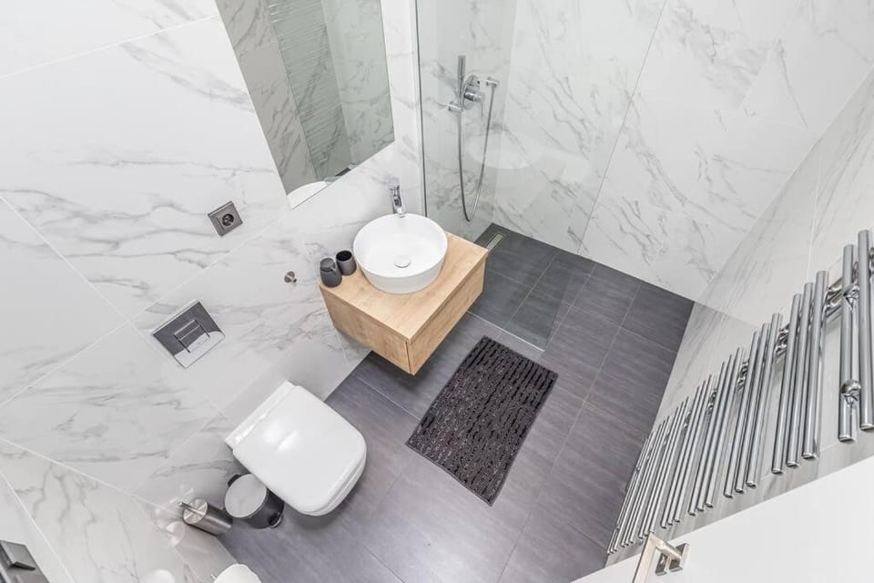 Cozy quiet new apartment in Karlin square Apartment in Prague