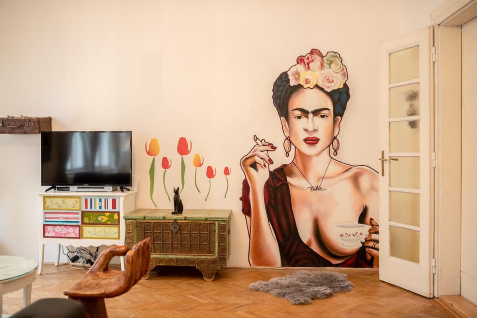 Communal lounge/ TV room, Living room, Evening entertainment