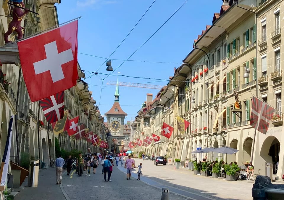 Day, Neighbourhood, Street view, Location