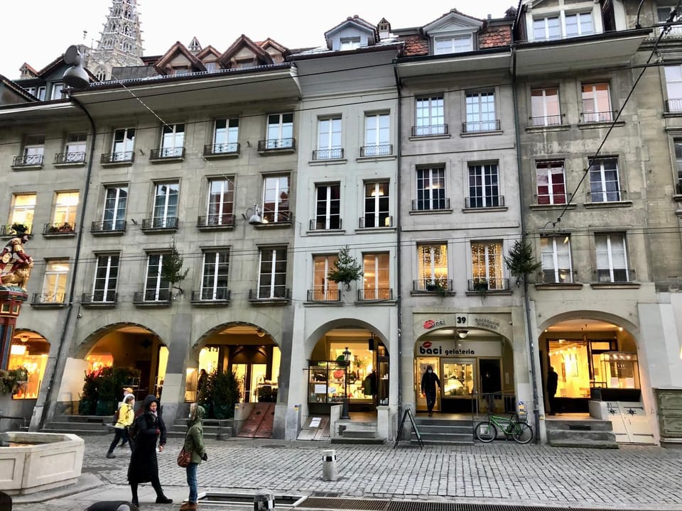 Property building, Day, Neighbourhood, Location