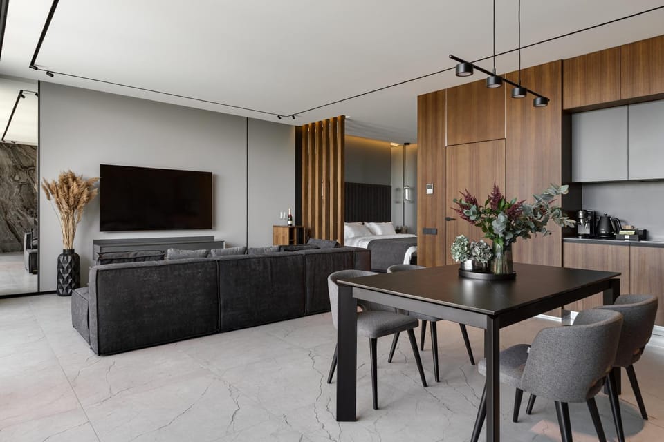 TV and multimedia, Kitchen or kitchenette, Seating area, Dining area