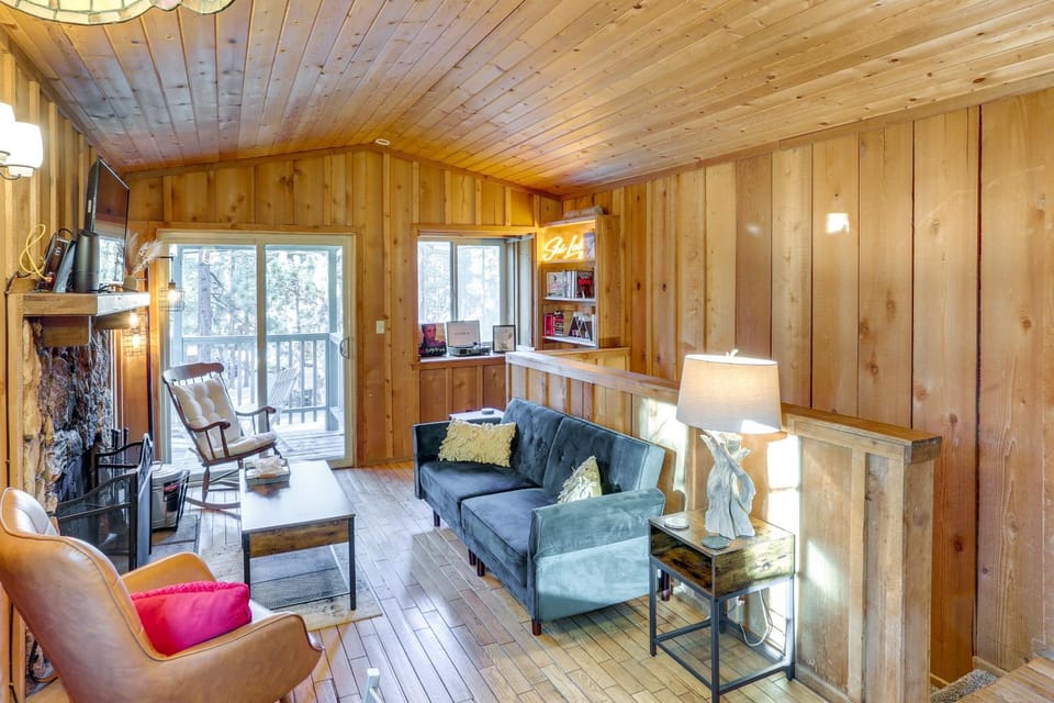 Near Skiing & Hiking: Dog-Friendly Big Bear Cabin Cabin in Big Bear