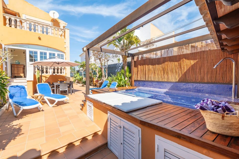 Property building, Living room, Swimming pool