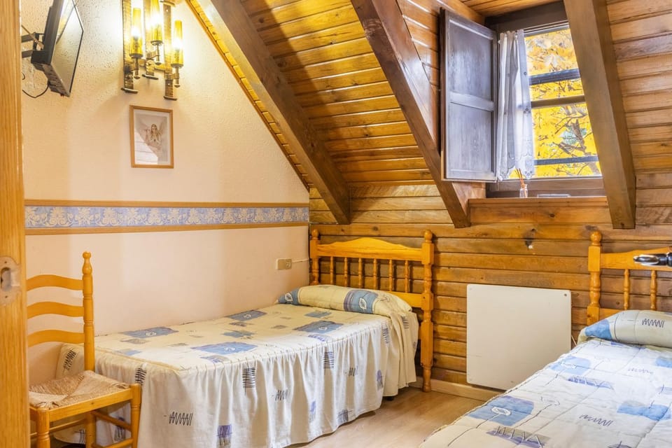 Property building, Living room, Bedroom