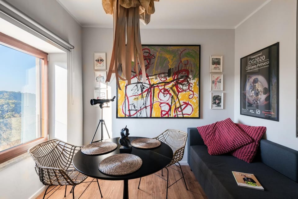Living room, Decorative detail, Seating area