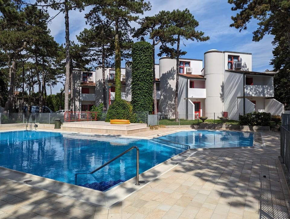 Property building, Pool view, Swimming pool