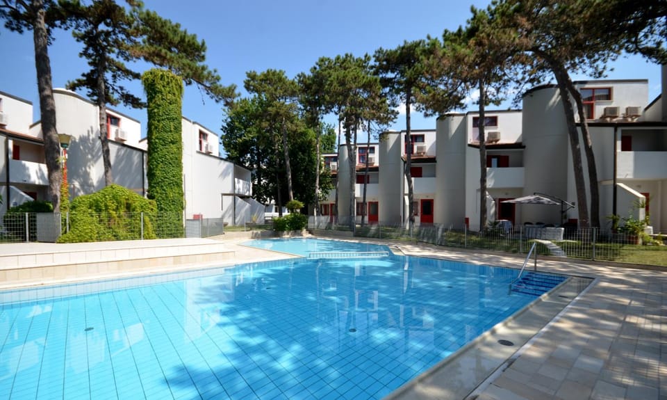Property building, Pool view, Swimming pool