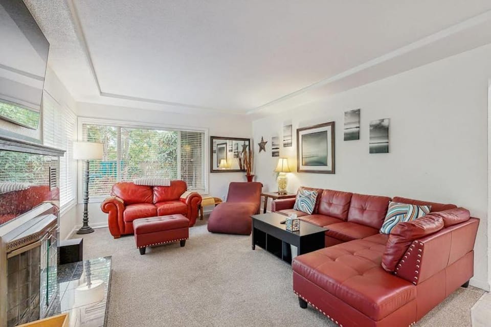 Historic SW Portland Sanctuary House in Tigard