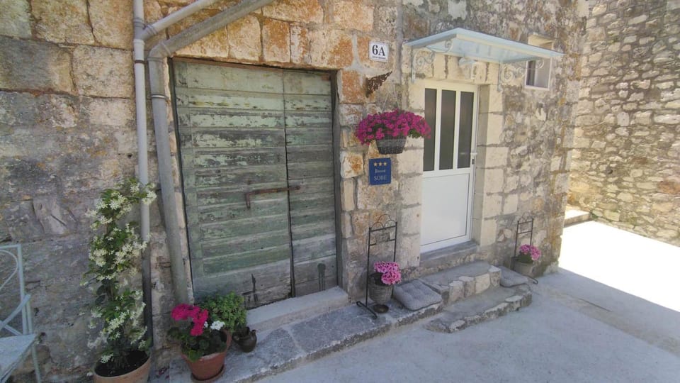 City Center Room Olivia Bed and Breakfast in Hvar