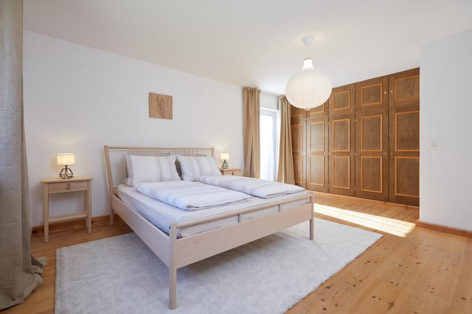 Bed, Photo of the whole room, Bedroom, wardrobe