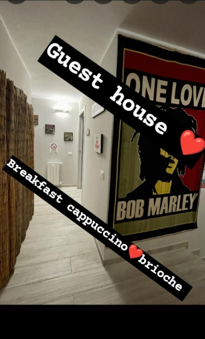 Sun shine Apartment in Milan