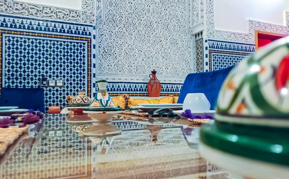 Food and drinks, Dining area, Drinks