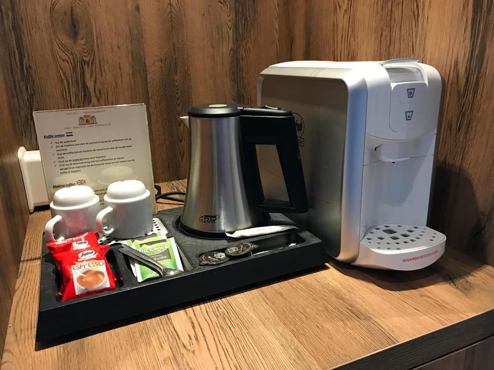 Coffee/tea facilities, Non alcoholic drinks