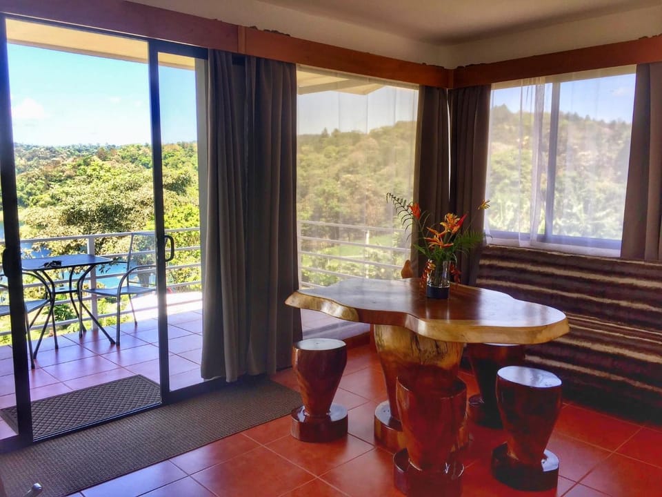 Natural landscape, View (from property/room), Balcony/Terrace, Living room, Seating area, Dining area