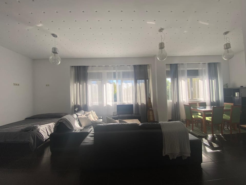 La Herradura De San Pedro Apartment in Arenas de San Pedro