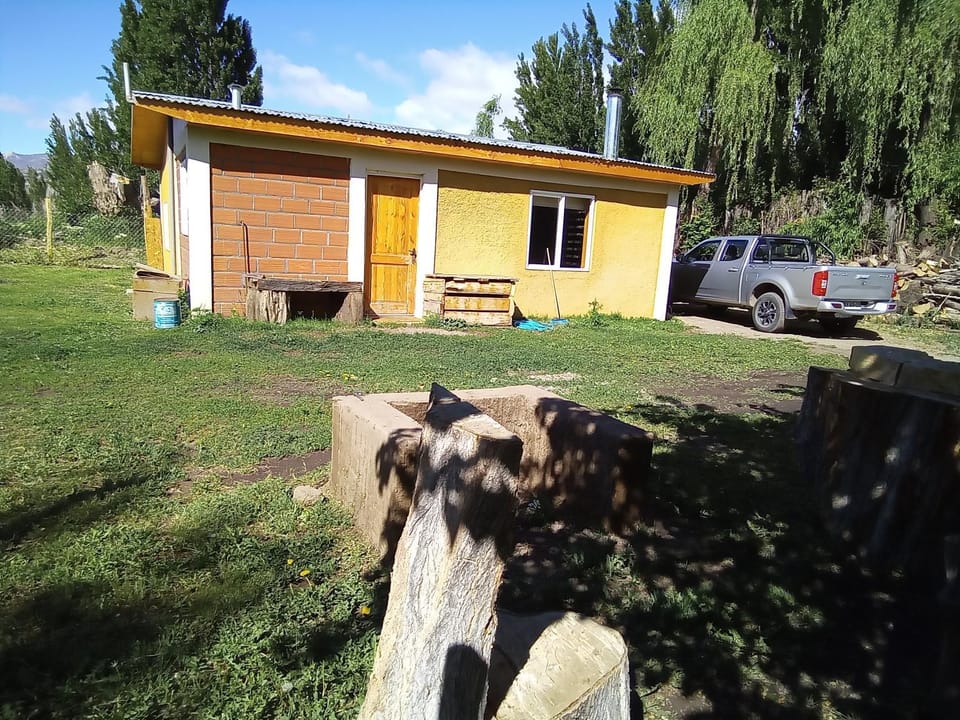 Property building, Off site, Garden, Garden view, Parking