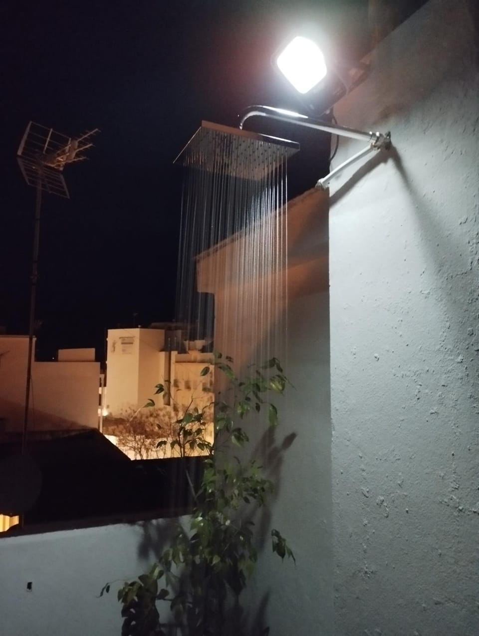 Shower, Night, Balcony/Terrace