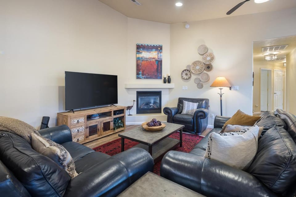New Listing: Private Spa | Sunroom | Pool | Garage | Close to Parks | C347 House in Moab