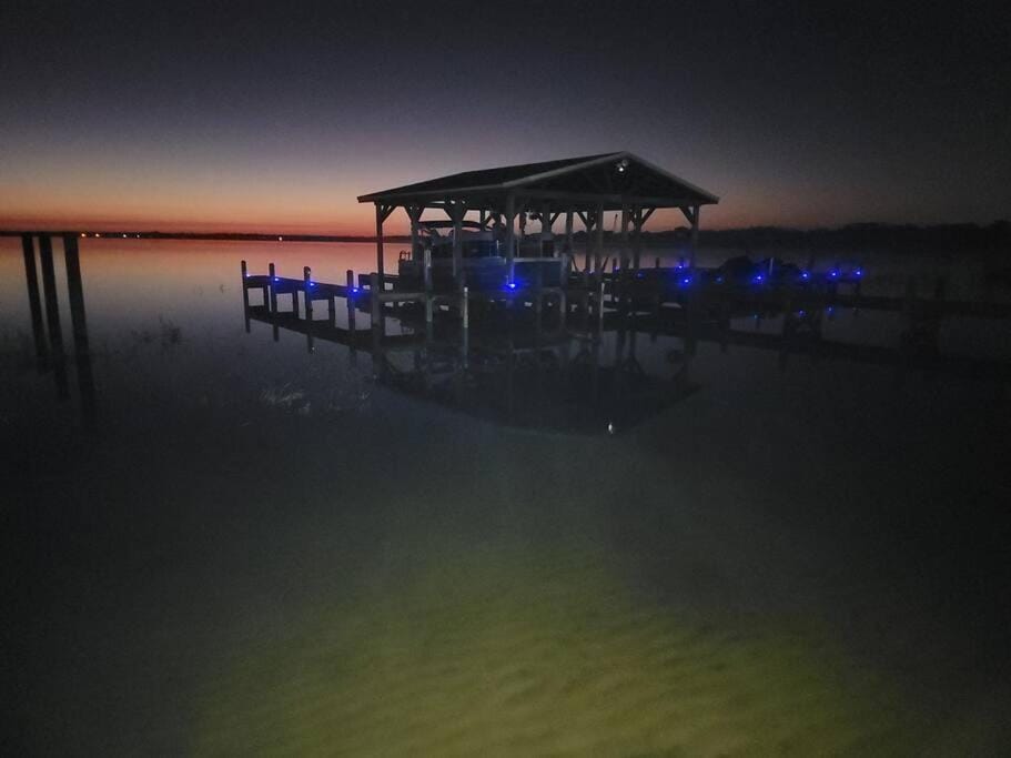 Camp St. Cabanas Unit 2 on Lake Dora House in Tavares