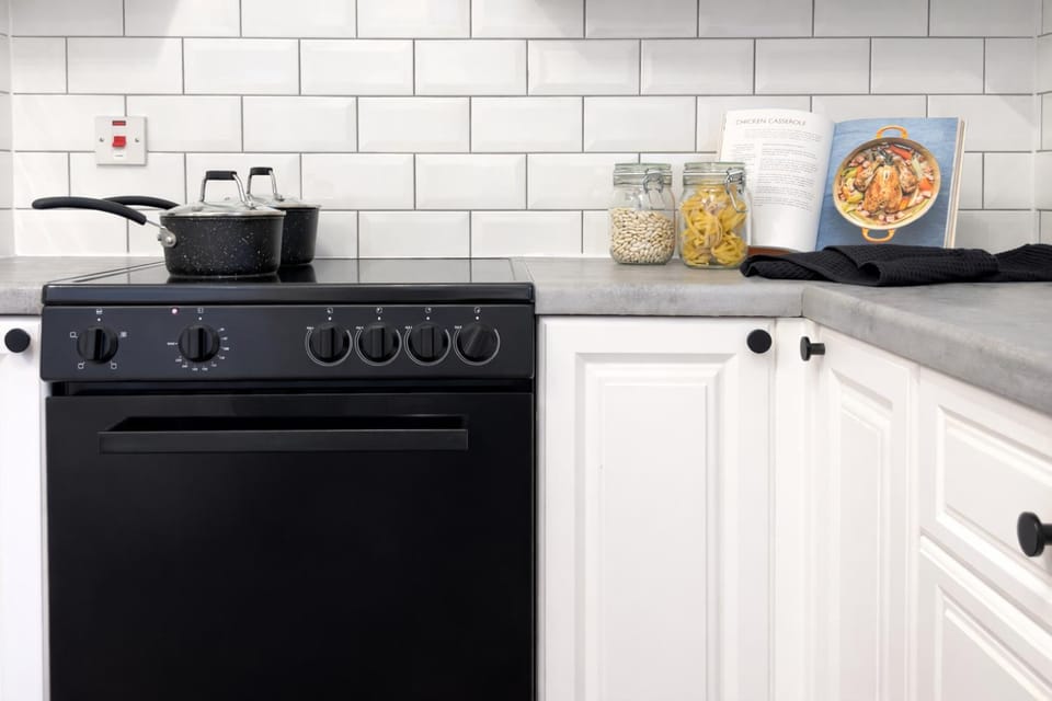 microwave, oven, stove, washing machine, kitchen