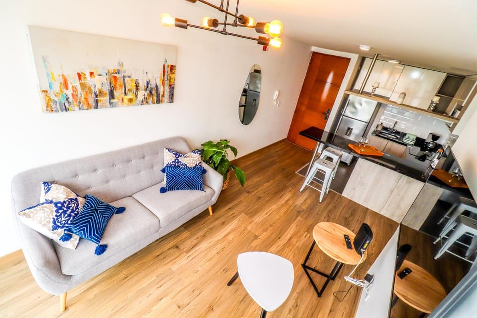TV and multimedia, Kitchen or kitchenette, Living room