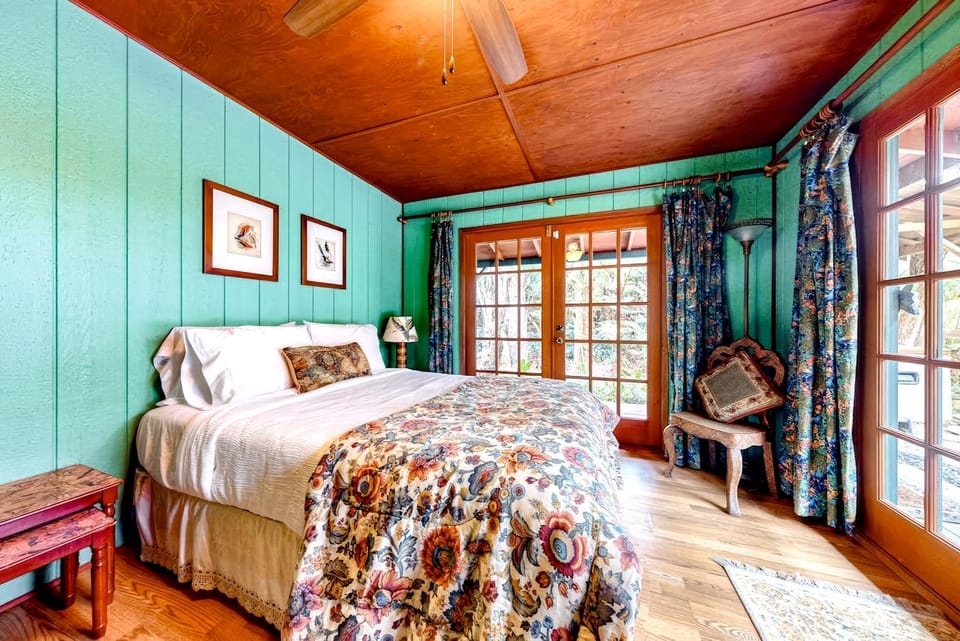 Anthurium Cottage House in Volcano