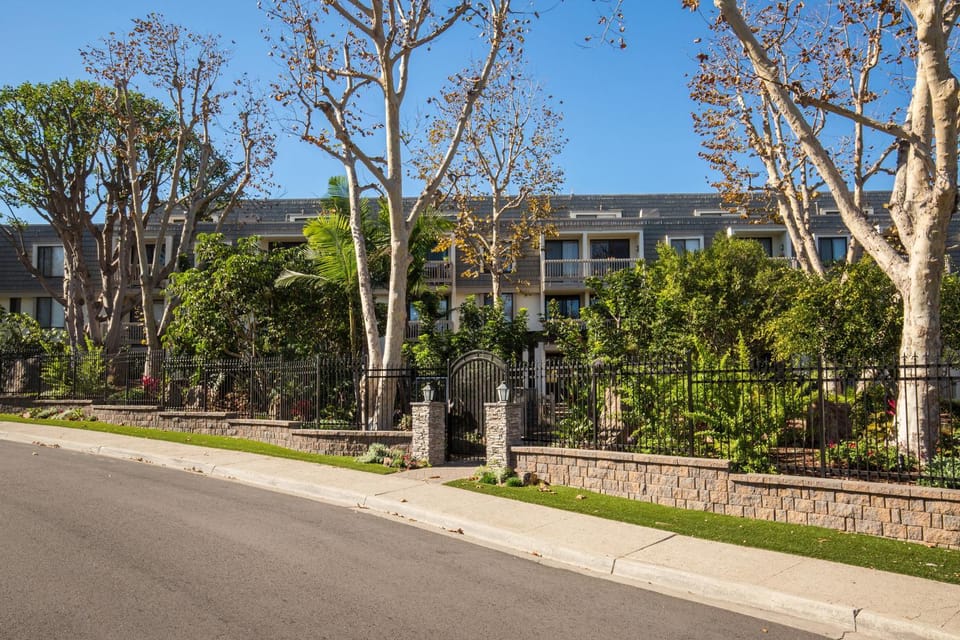 Oceanside Beach Condos House in Oceanside