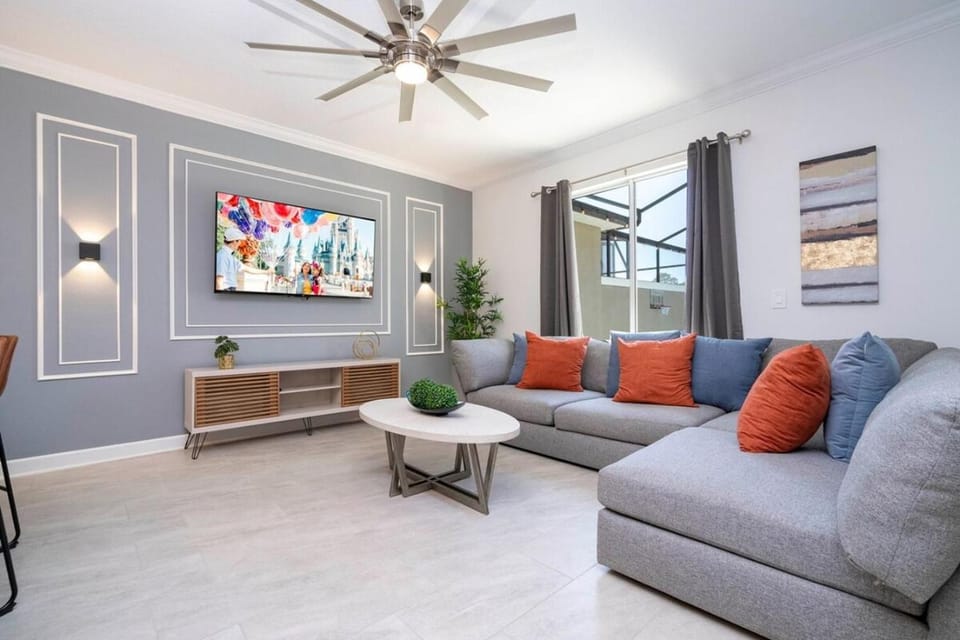 Communal lounge/ TV room, TV and multimedia, Seating area, Evening entertainment