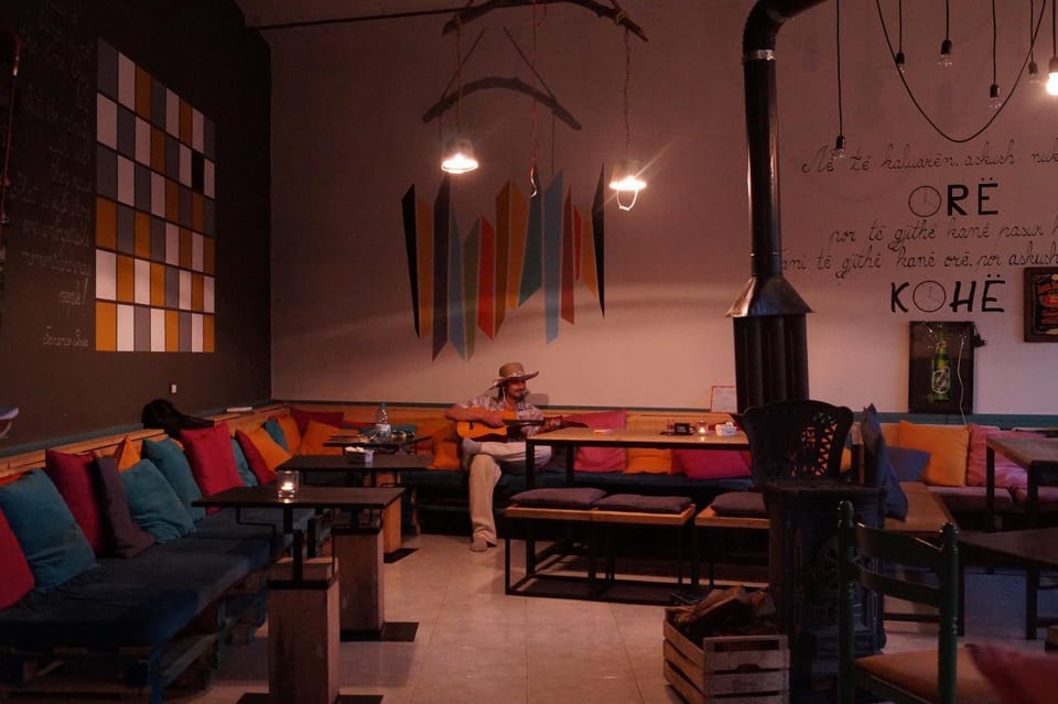 Communal lounge/ TV room, Communal kitchen