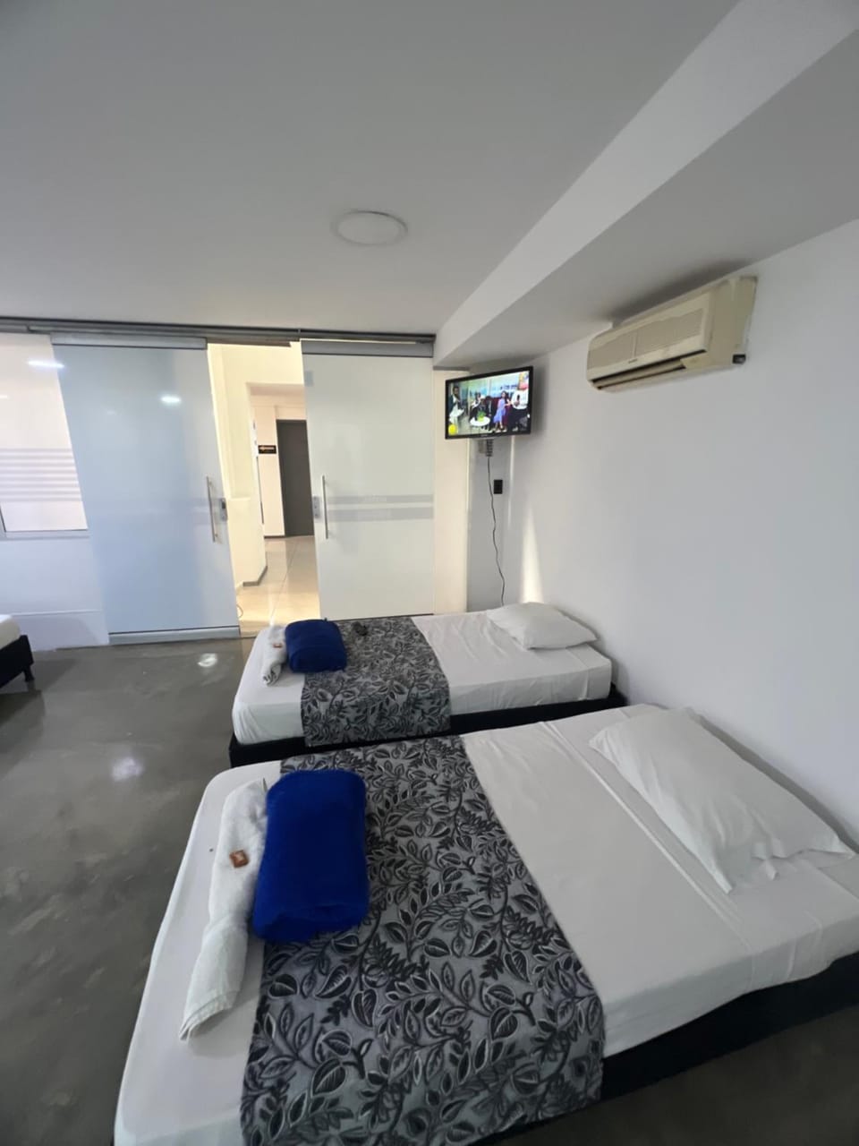 Apartamento para grupos grandes dentro de centro comercial con frisby Apartment in Risaralda