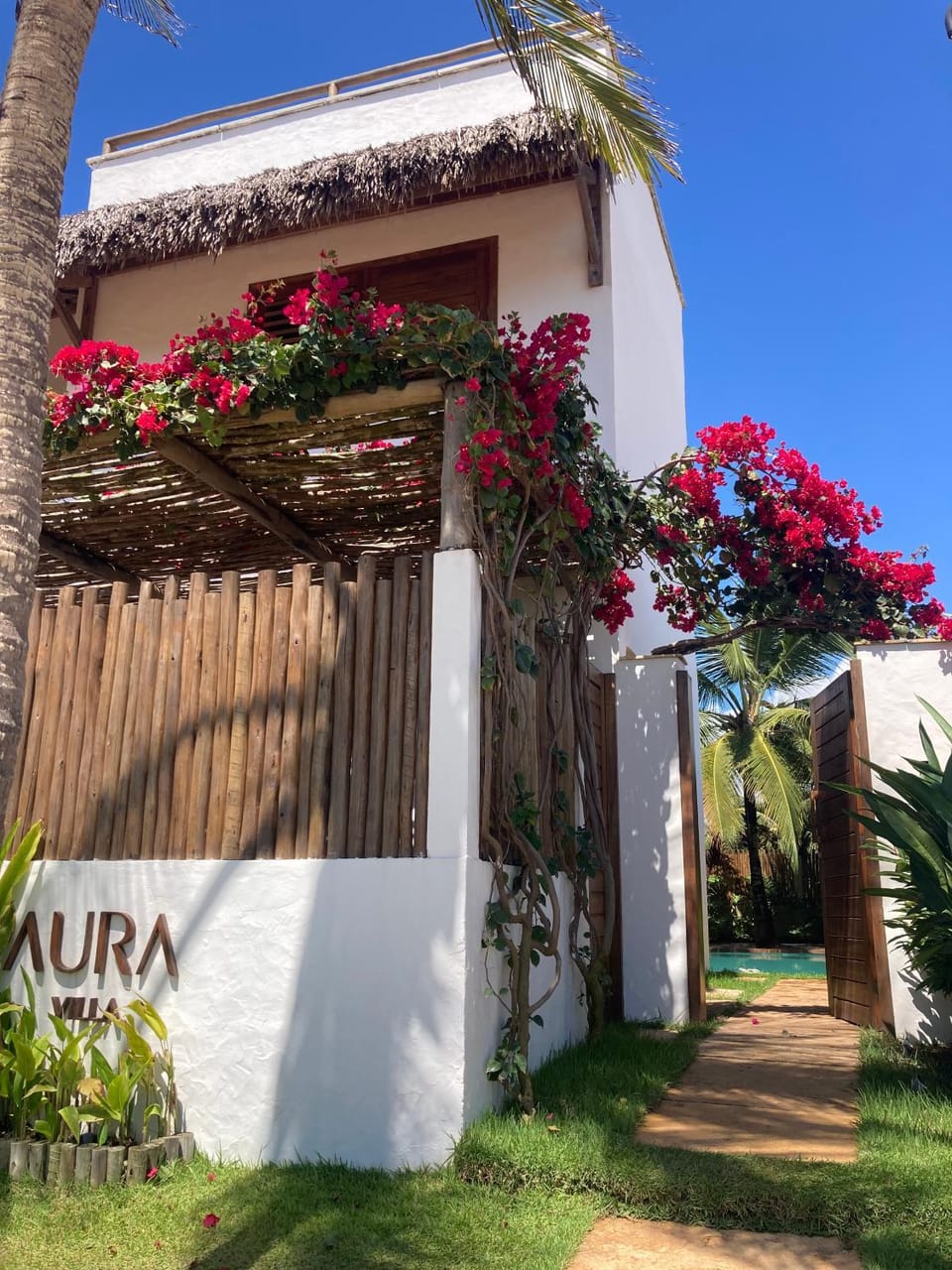 Facade/entrance, Garden
