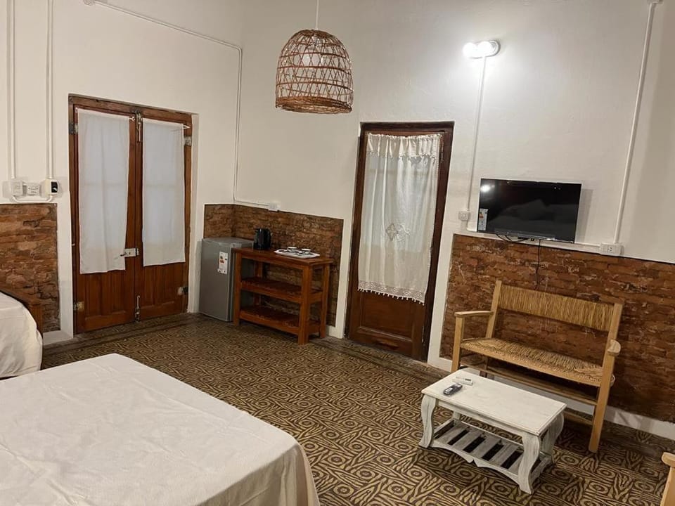 TV and multimedia, Photo of the whole room