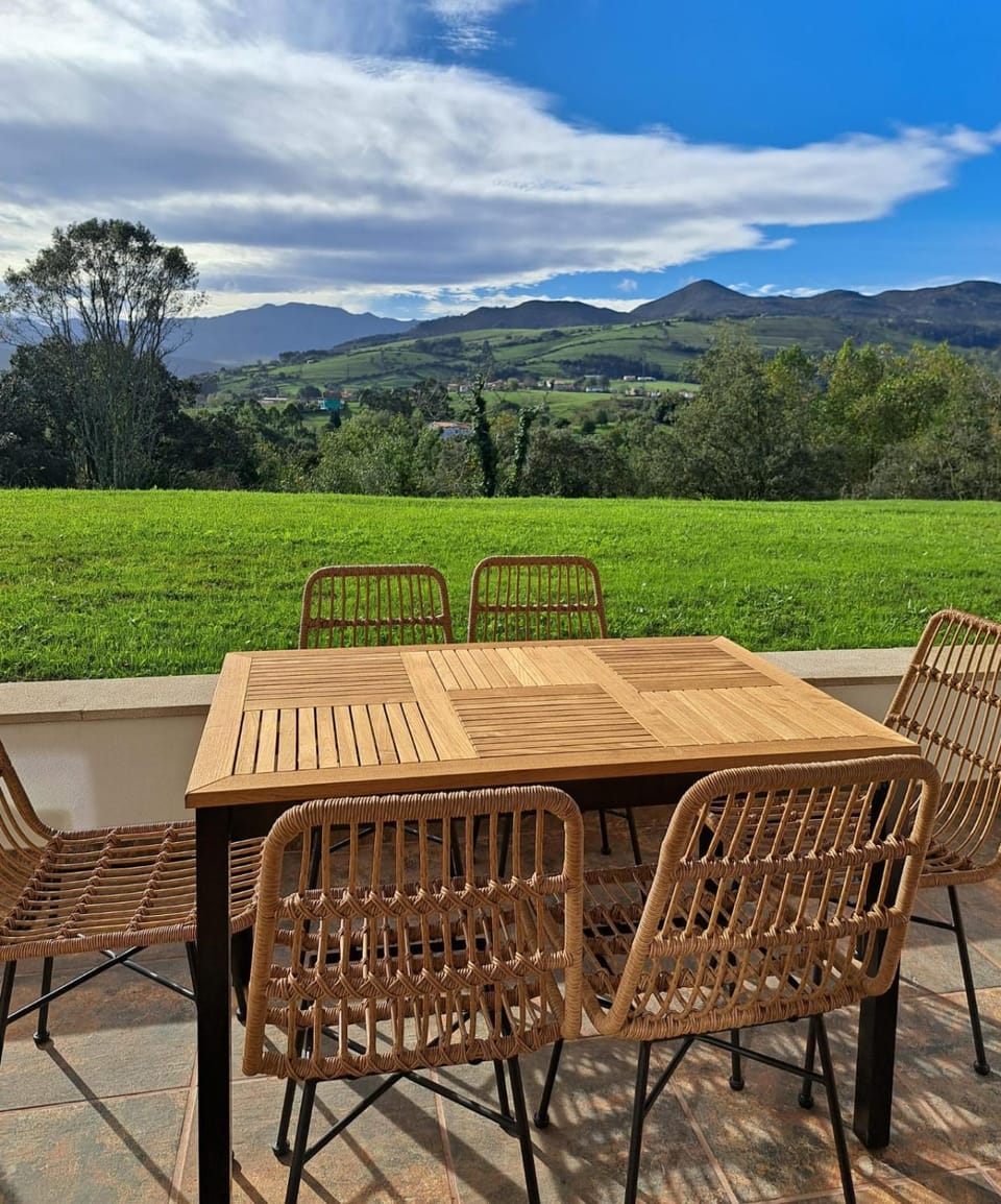 Natural landscape, Balcony/Terrace, Mountain view