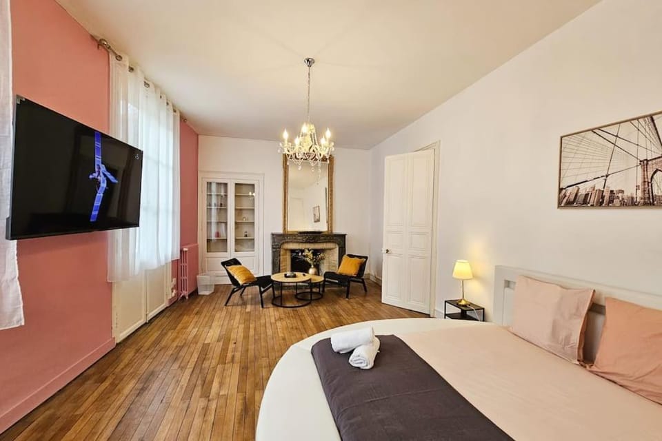 Elegencia-T2 de charme-Hyper centre-Fibre Apartment in Angers